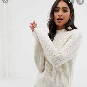 Abercrombie & Fitch Cable-knit mock neck sweater